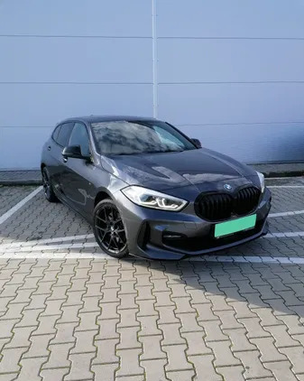 samochody osobowe BMW Seria 1 cena 119000 przebieg: 165000, rok produkcji 2019 z Świdnica